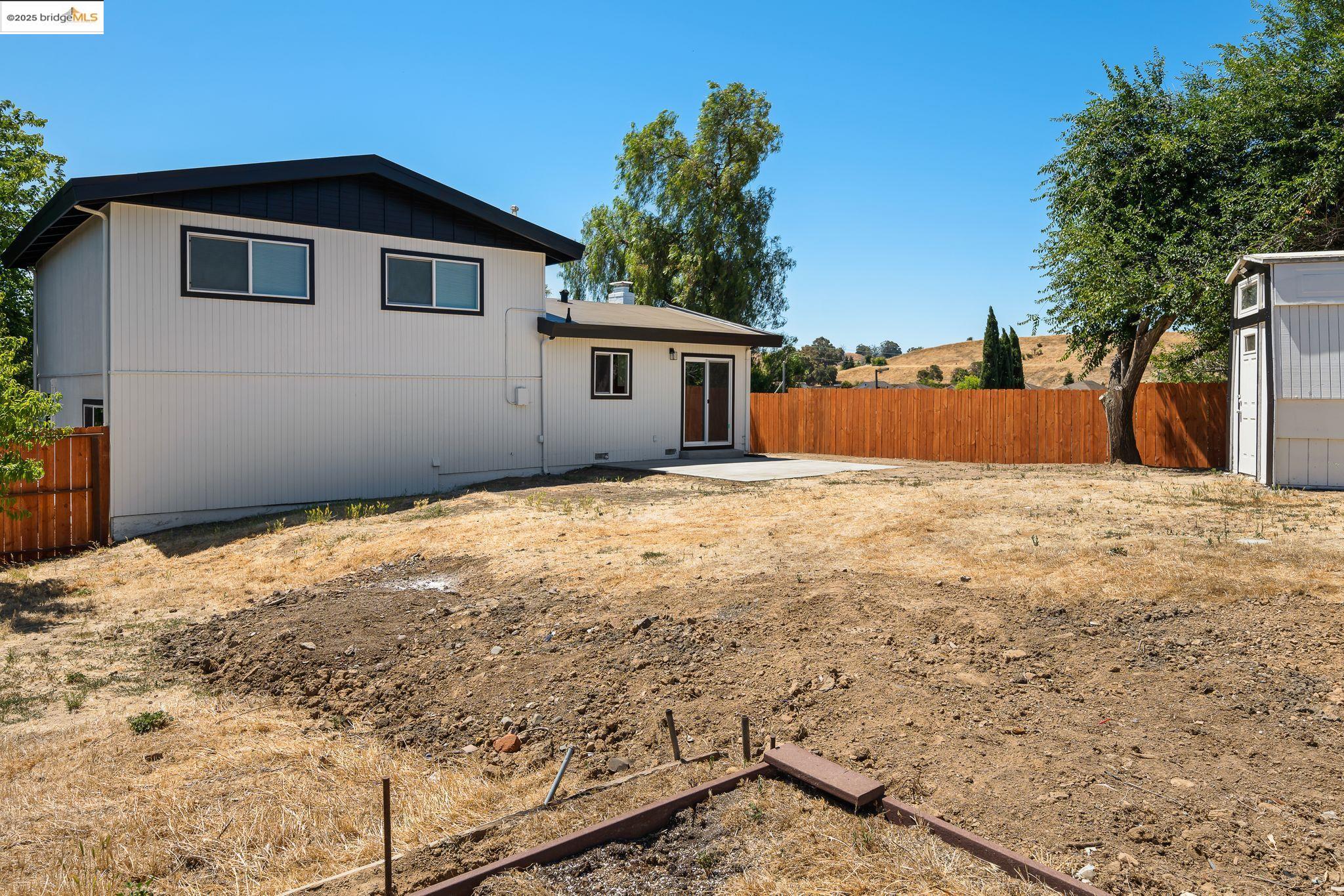 4212 Valley Ave