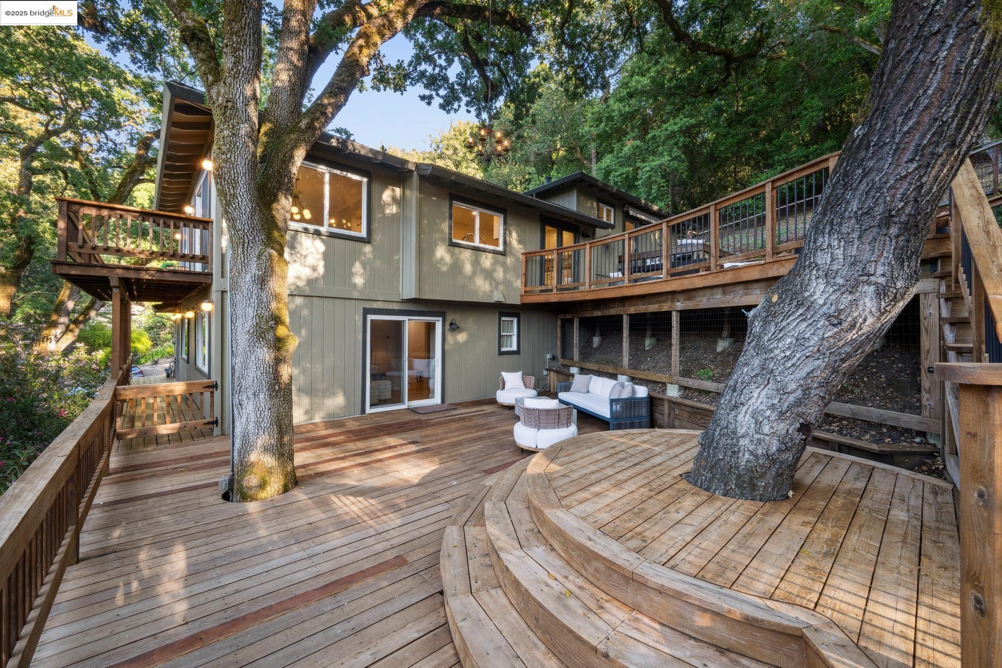 3721 Highland Ct