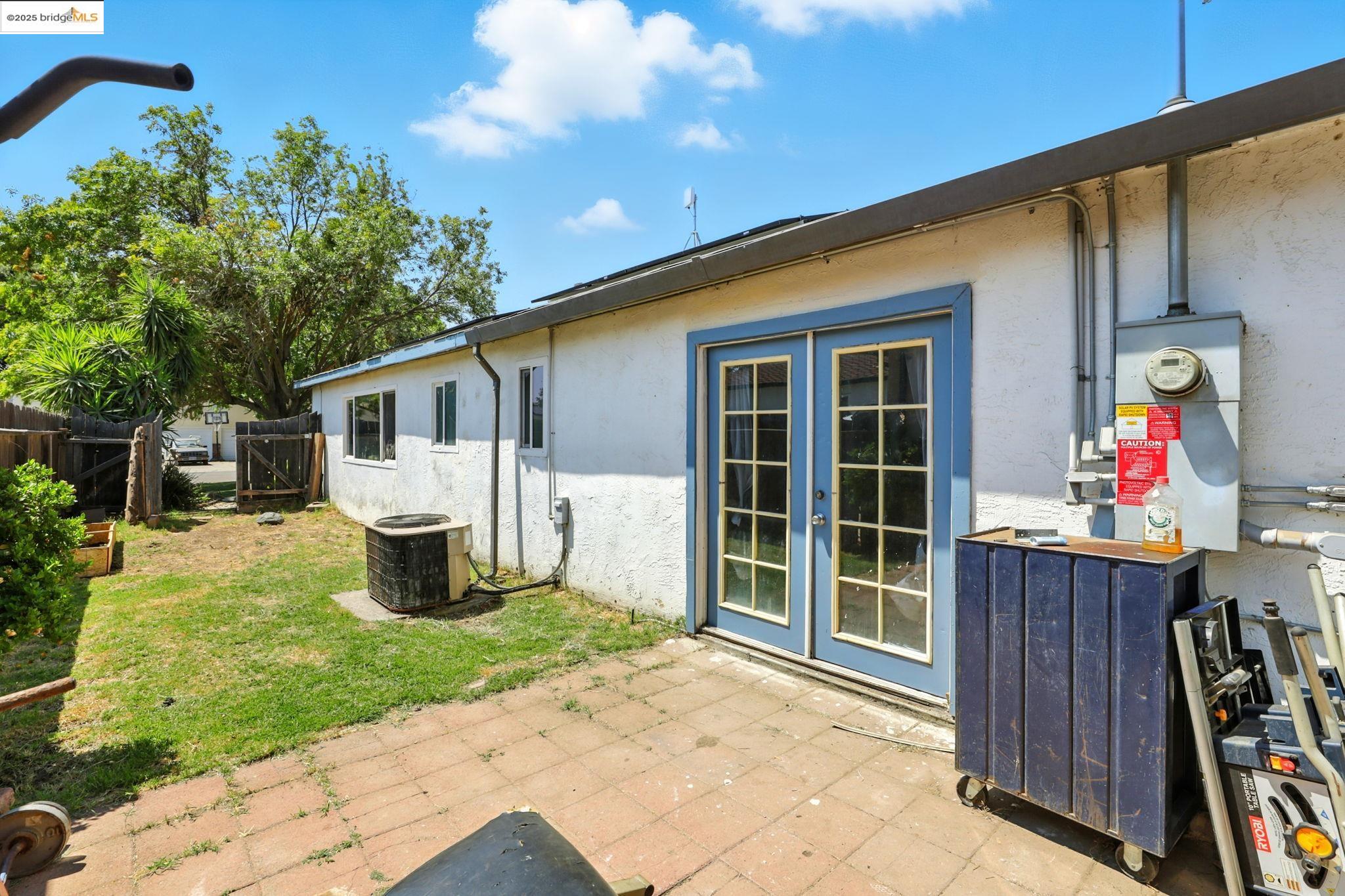 27 4th Avenue