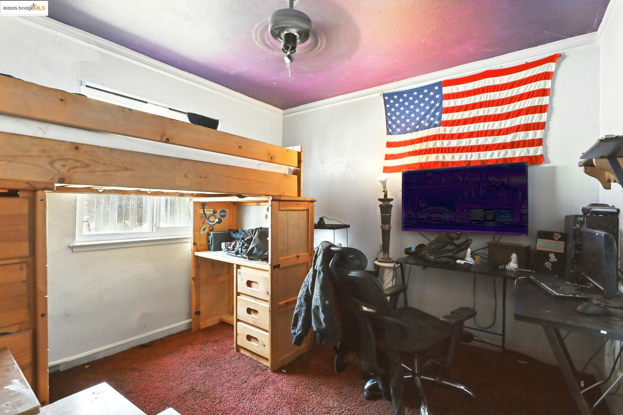 27 4th Avenue