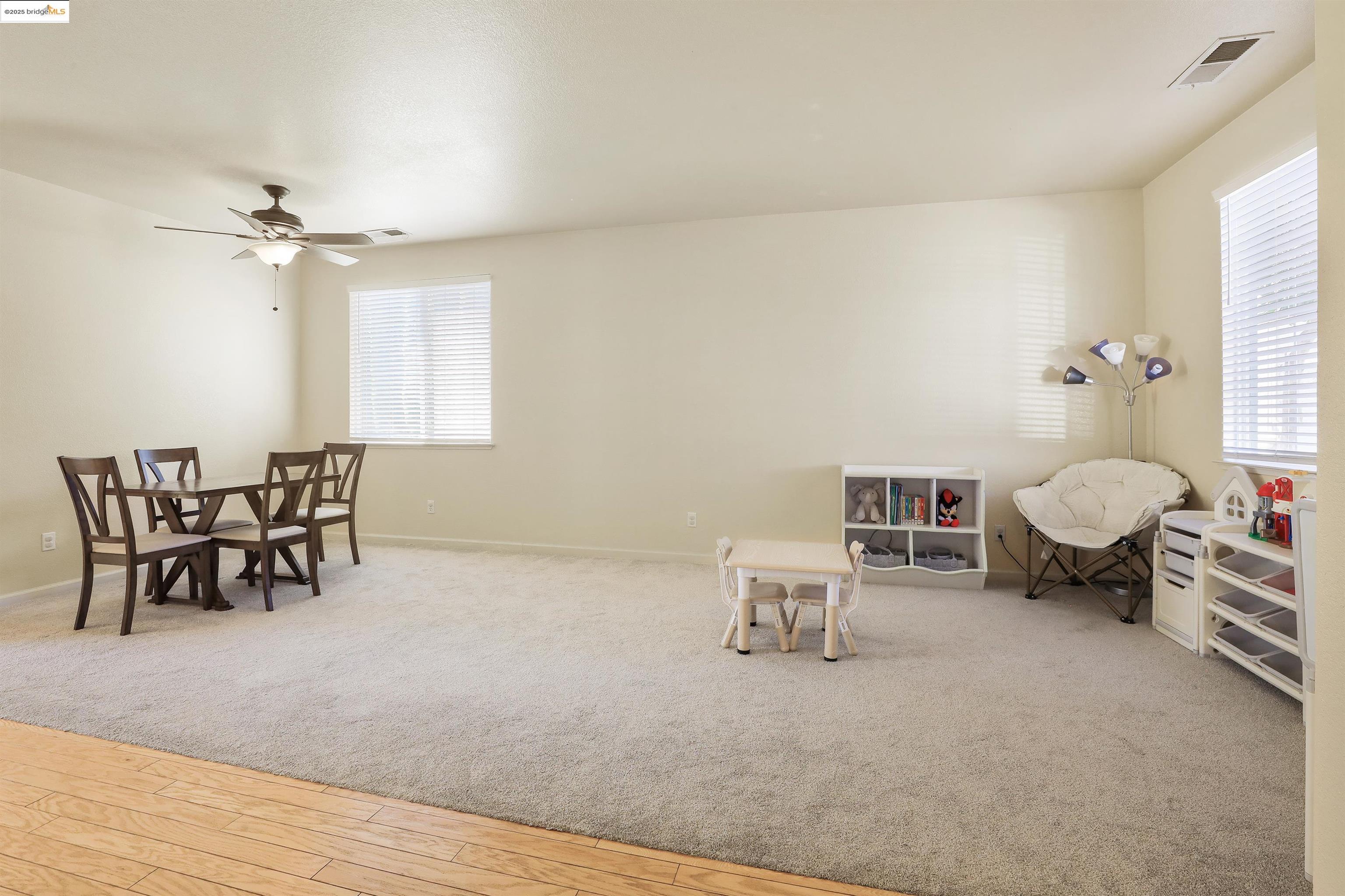 4574 Mirror Ct