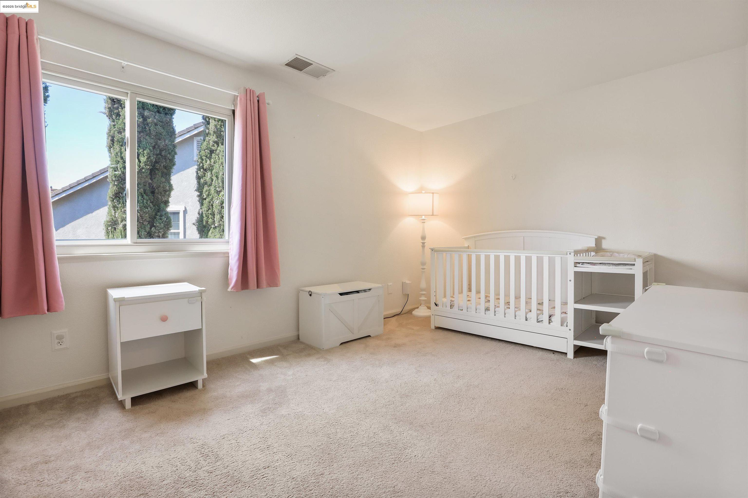 4574 Mirror Ct