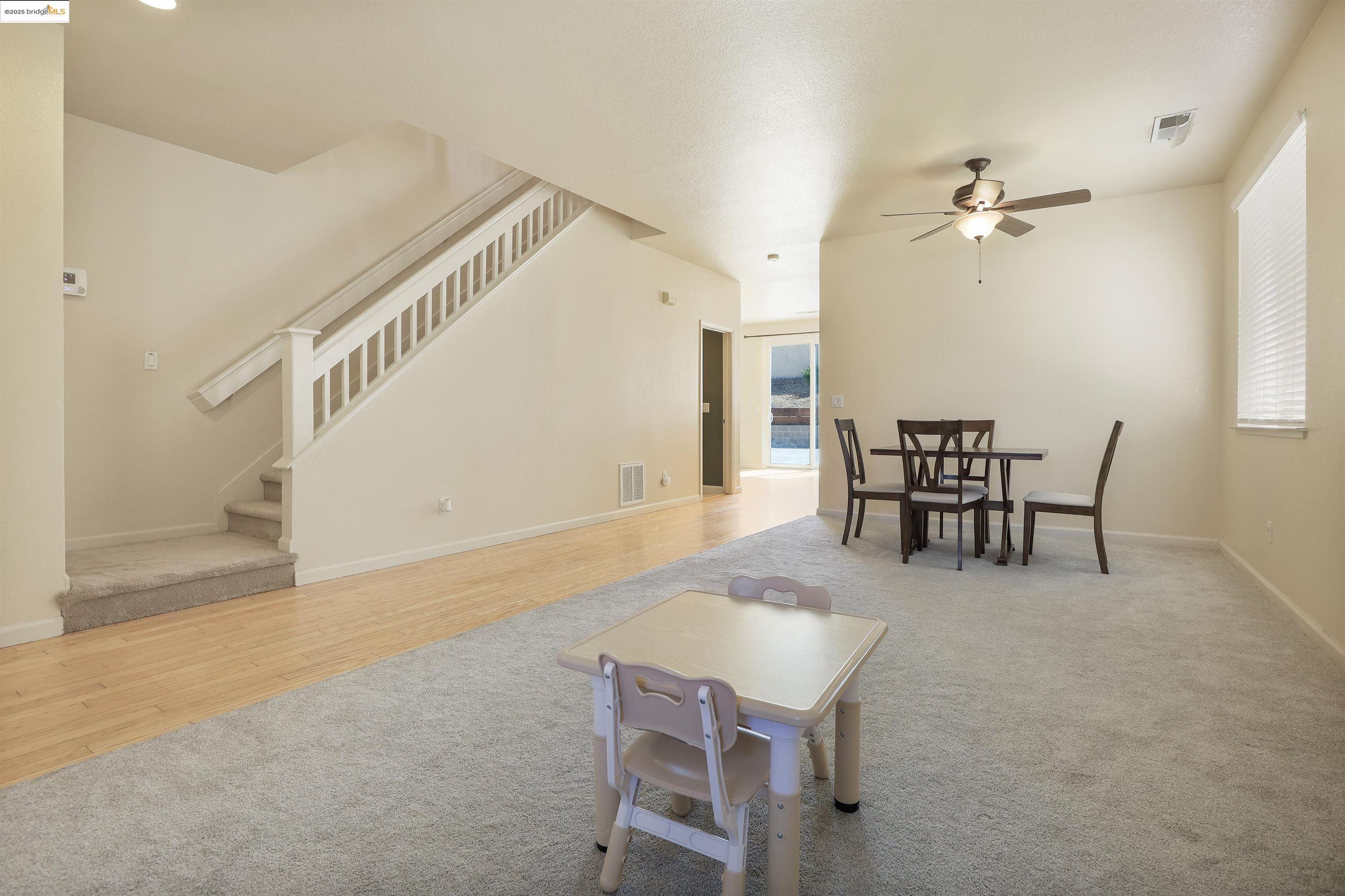 4574 Mirror Ct