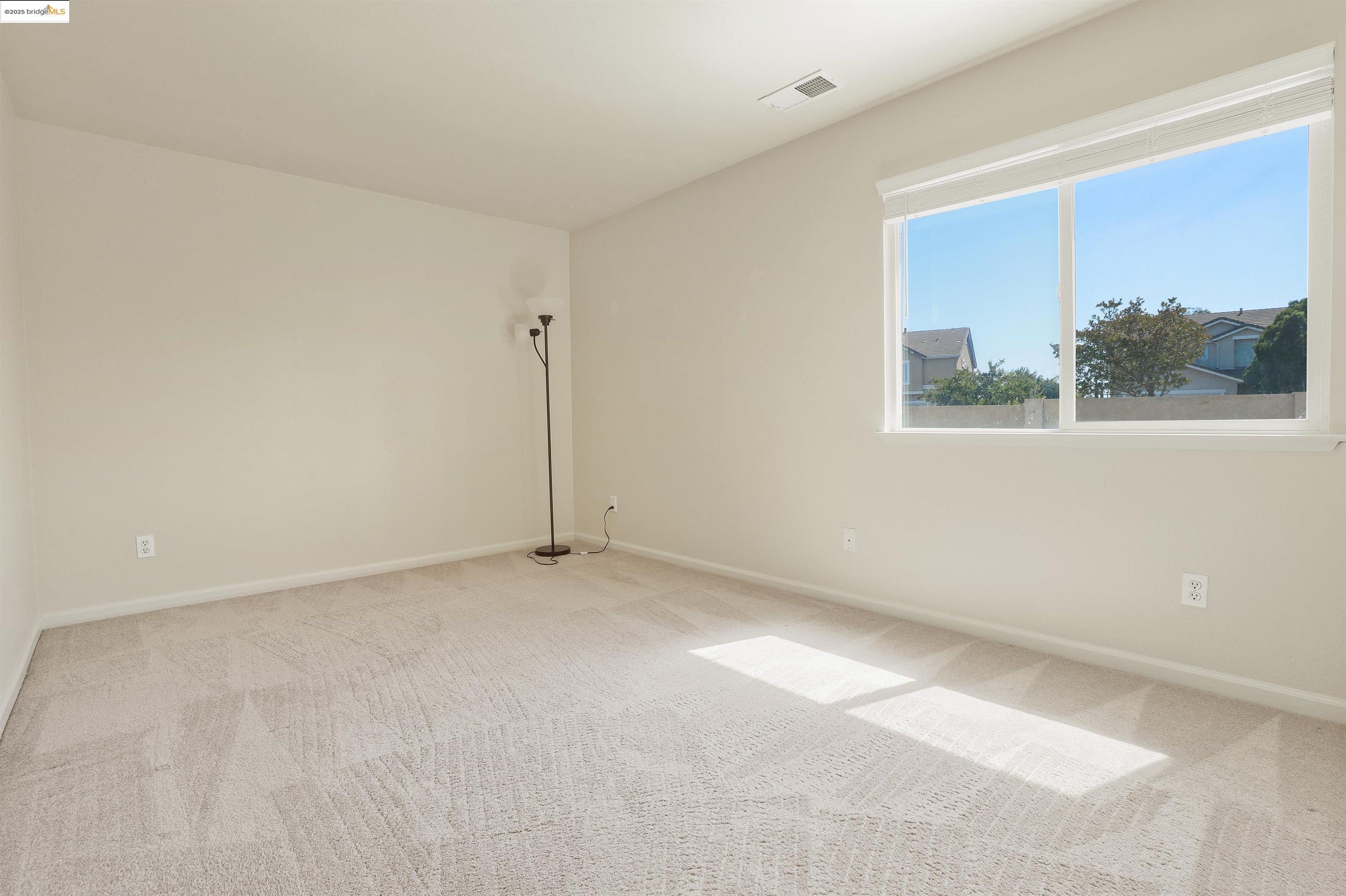 4574 Mirror Ct
