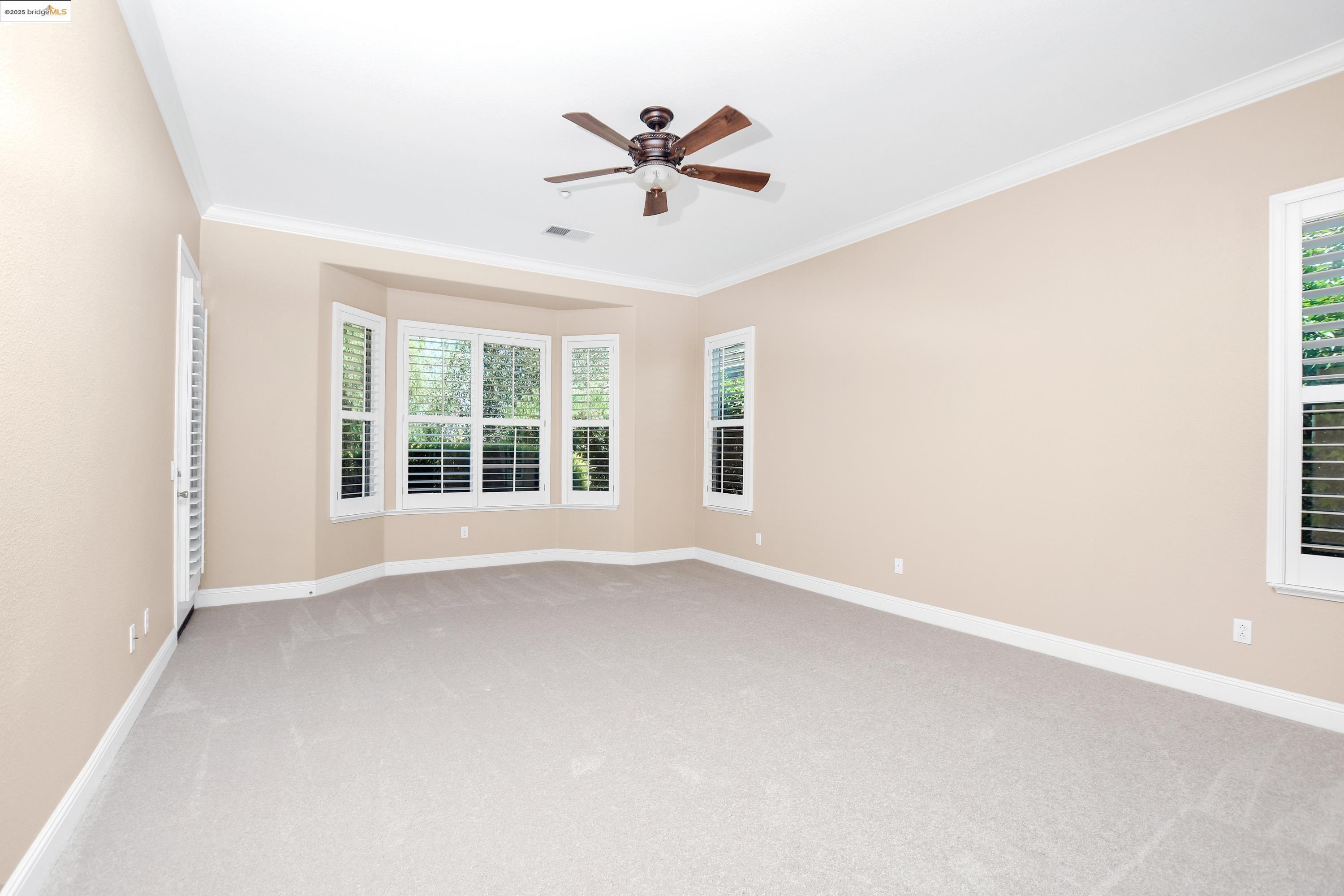 1133 Jonagold Way