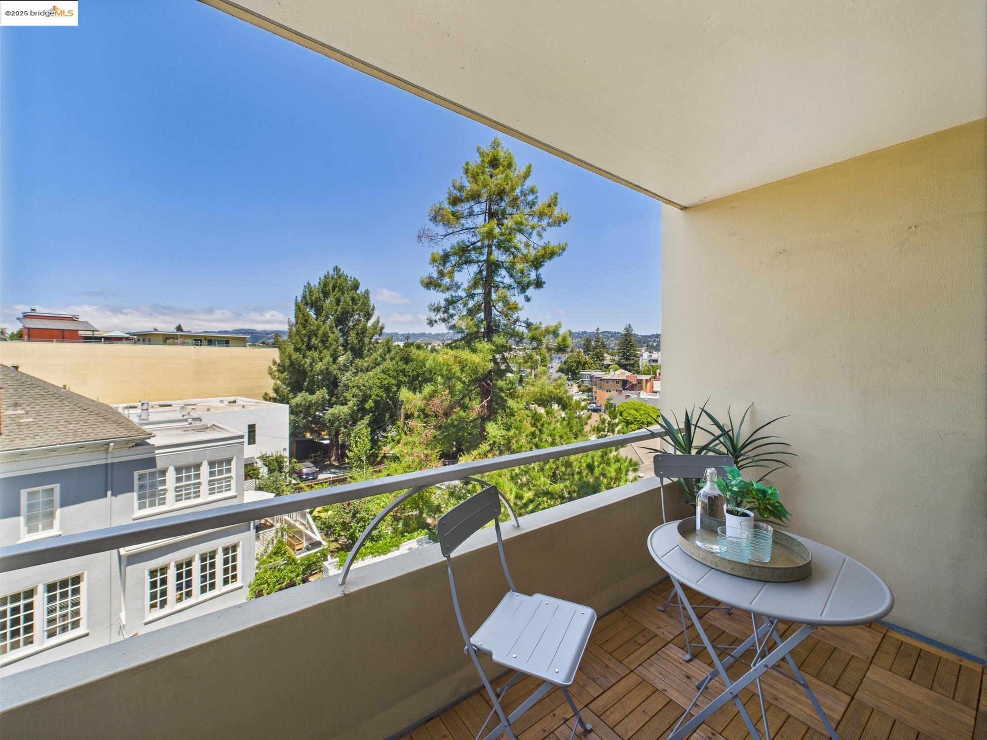 320 Lee St # 503