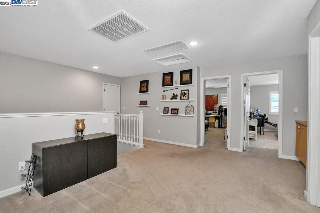 675 Merritt Ct
