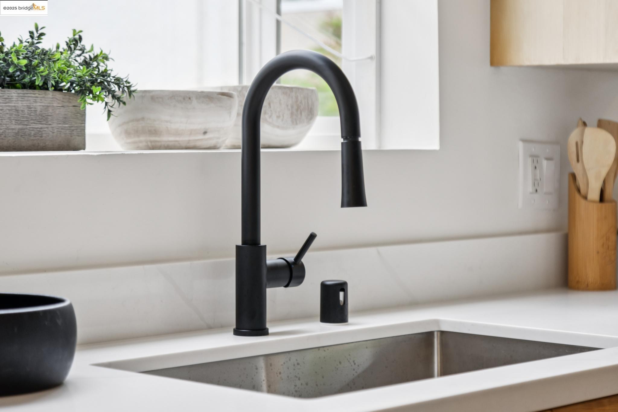 1415 67Th St