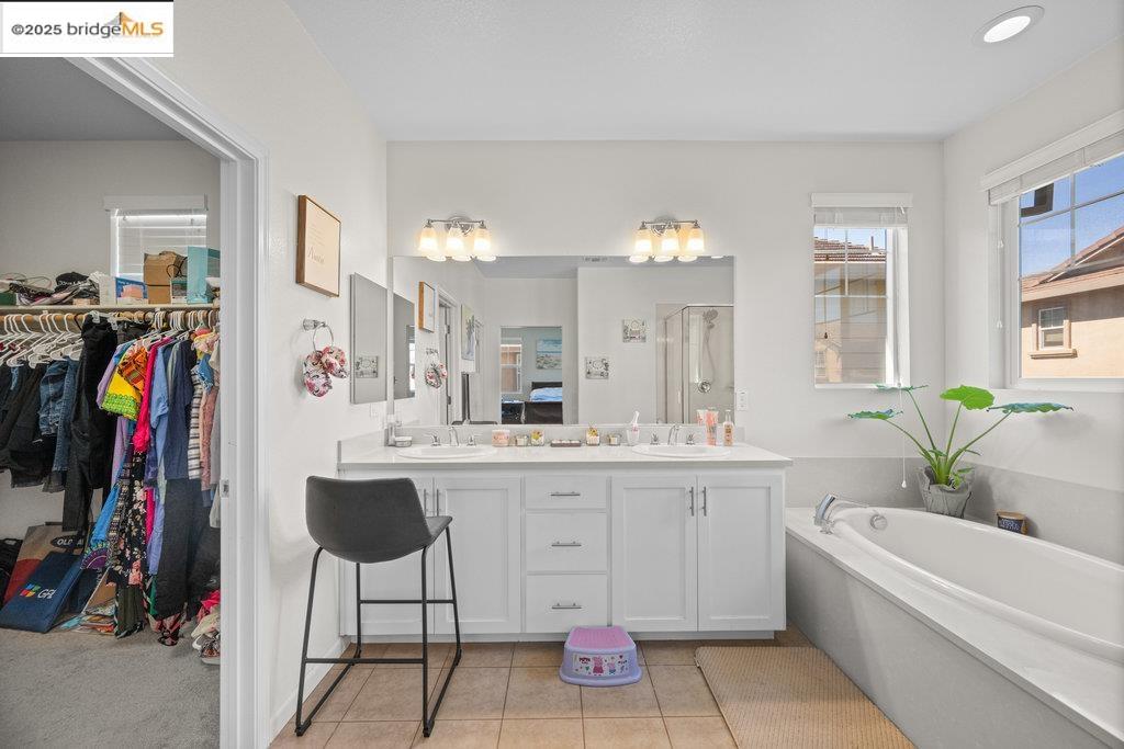 511 Viola Ct