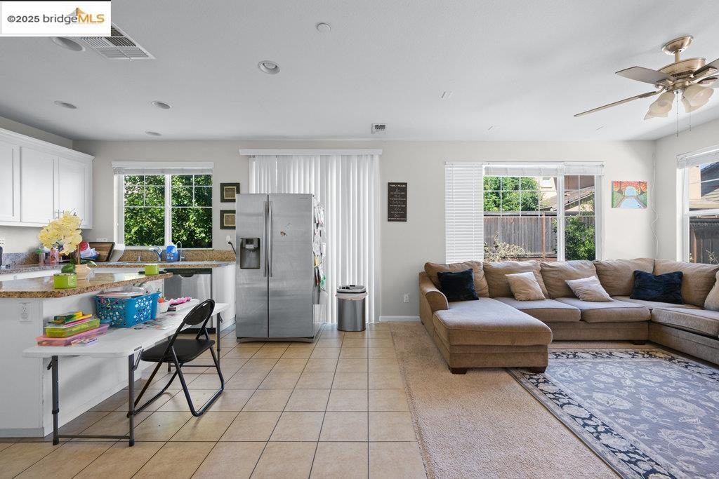 511 Viola Ct