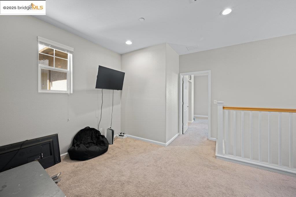 511 Viola Ct