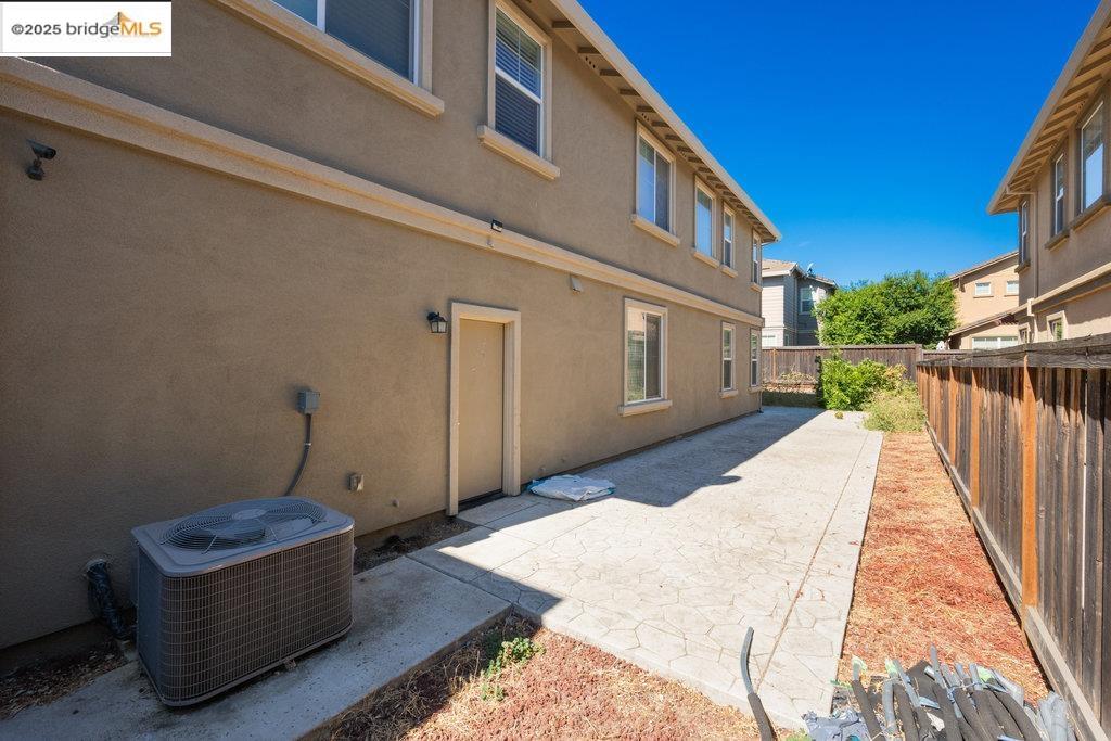 511 Viola Ct