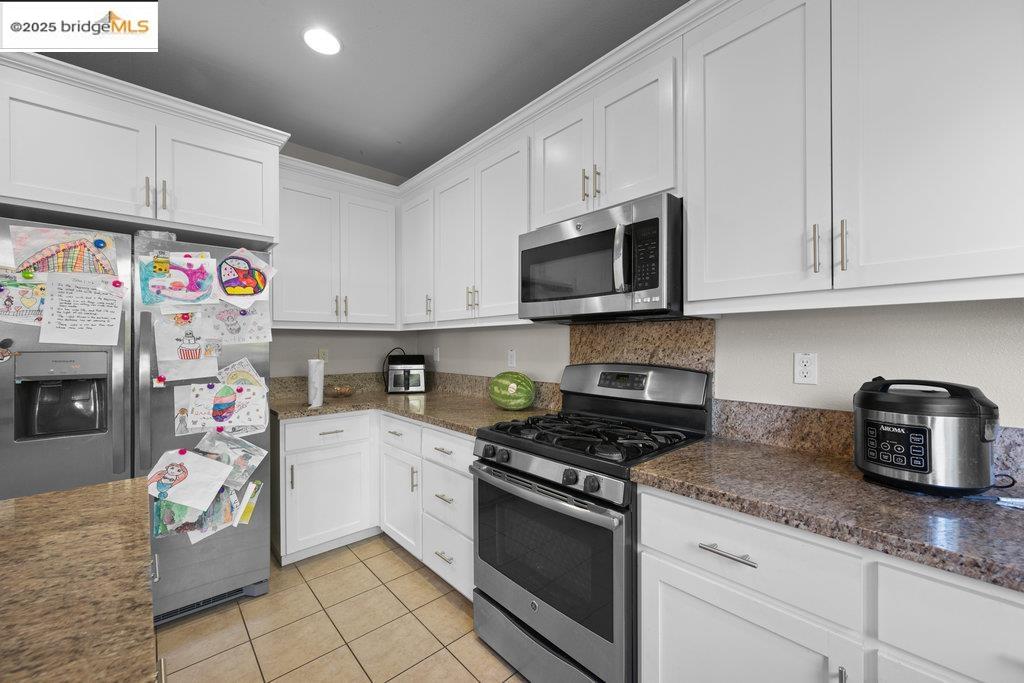 511 Viola Ct