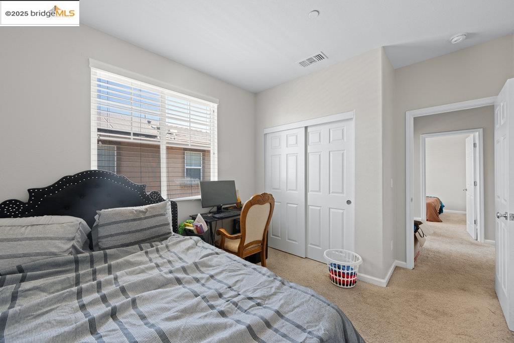 511 Viola Ct