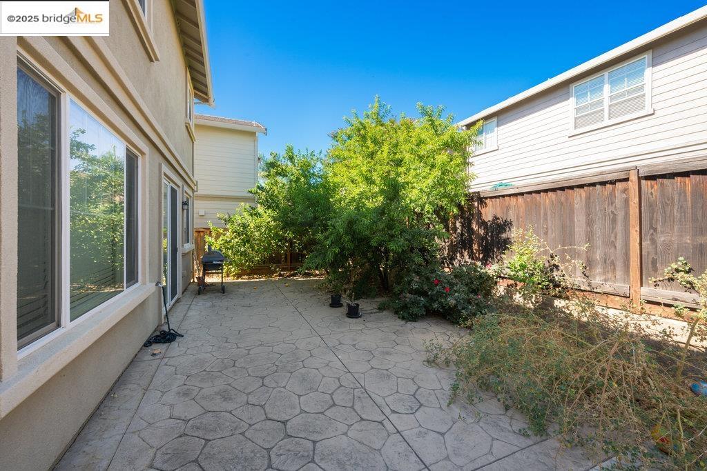 511 Viola Ct