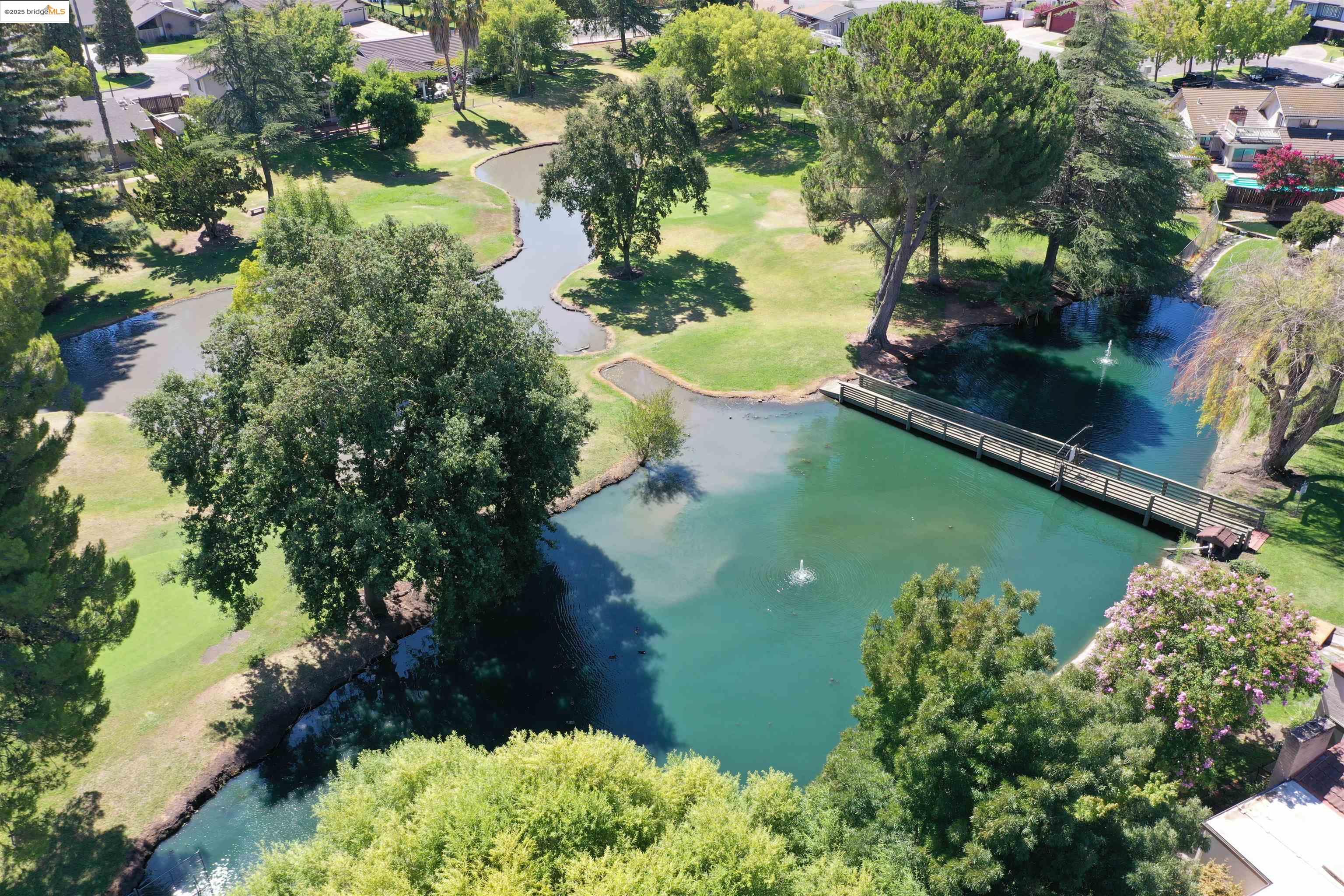 1866 Venetian Dr