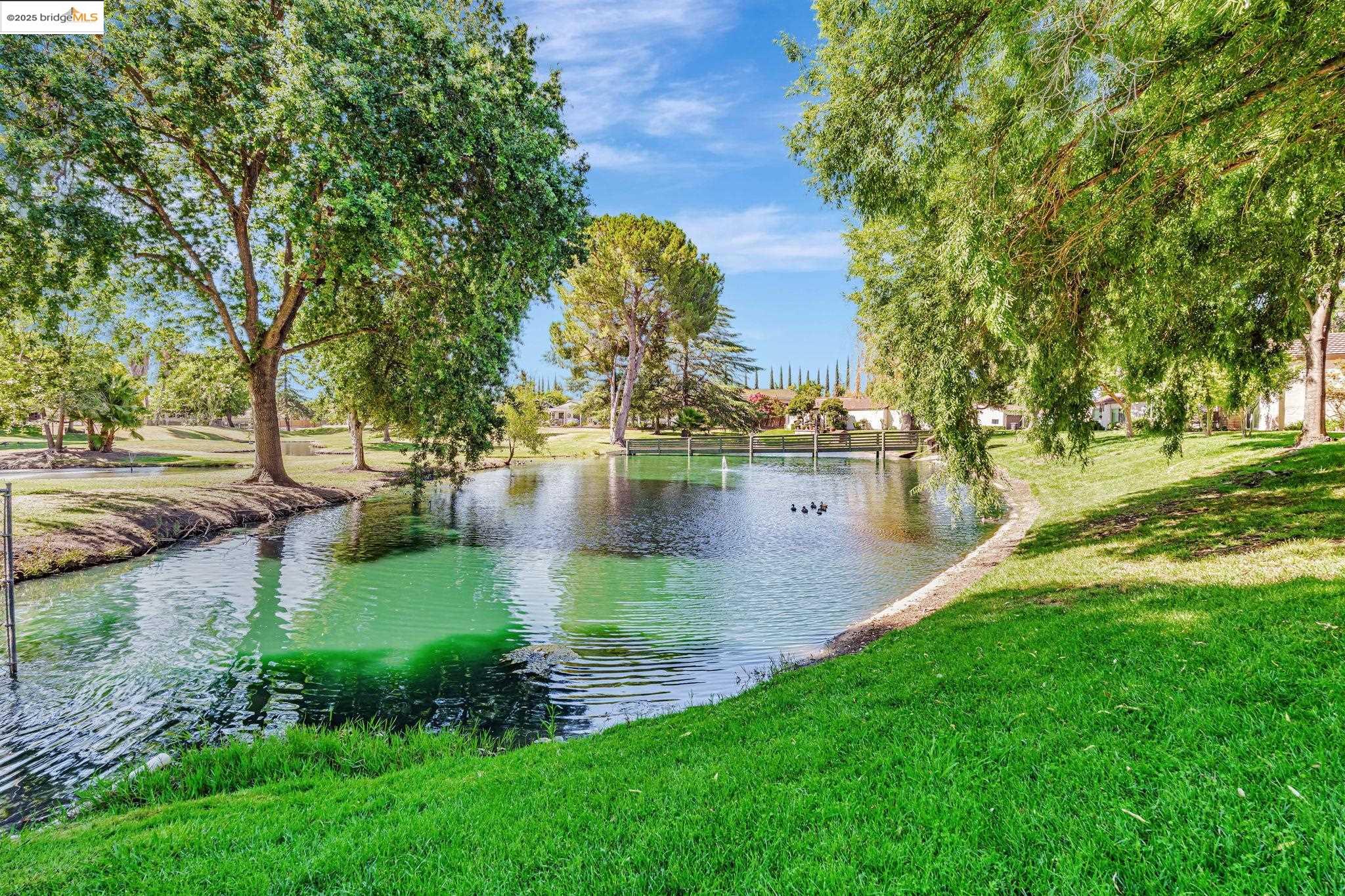 1866 Venetian Dr
