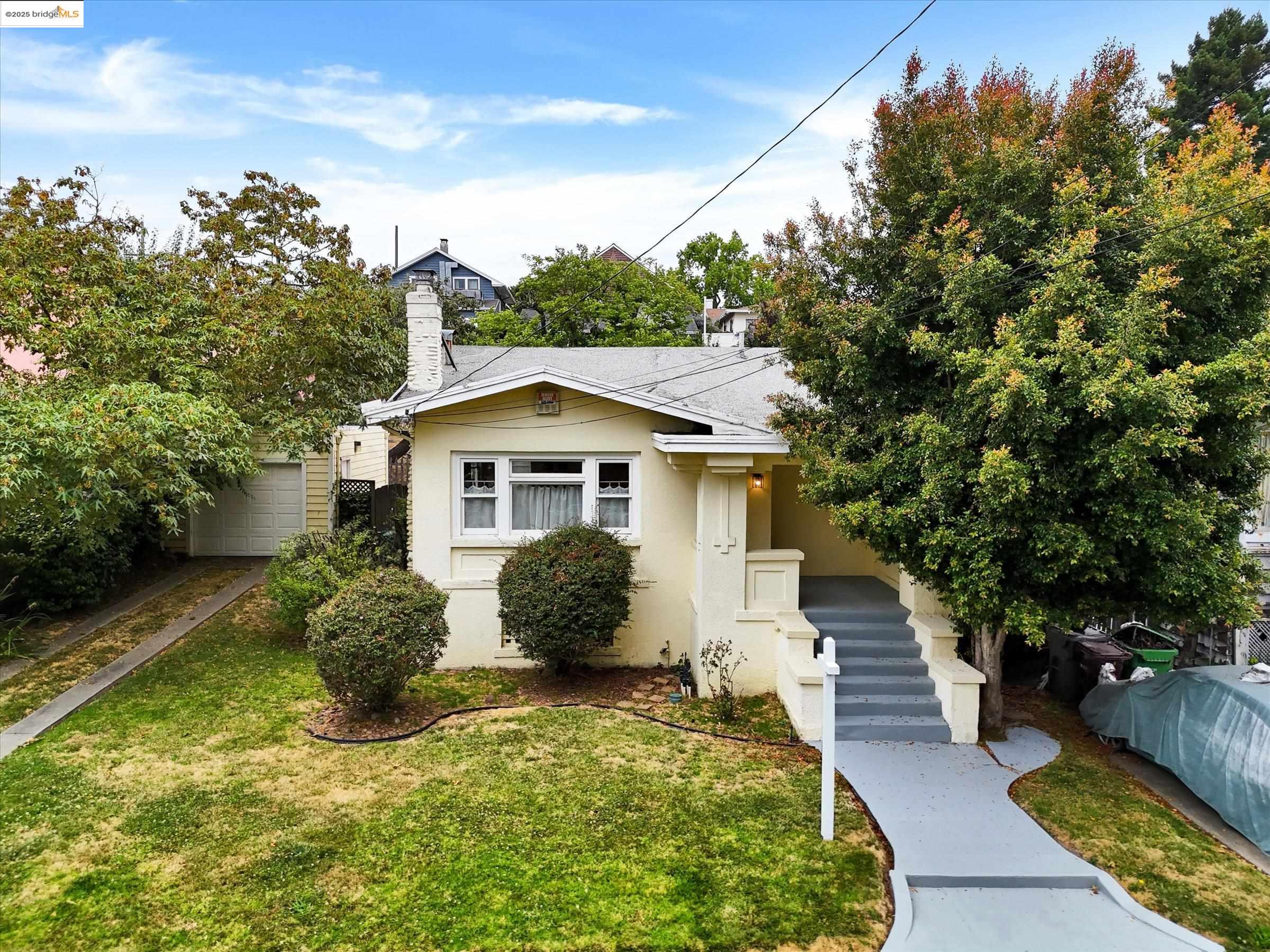3817 Woodruff Ave