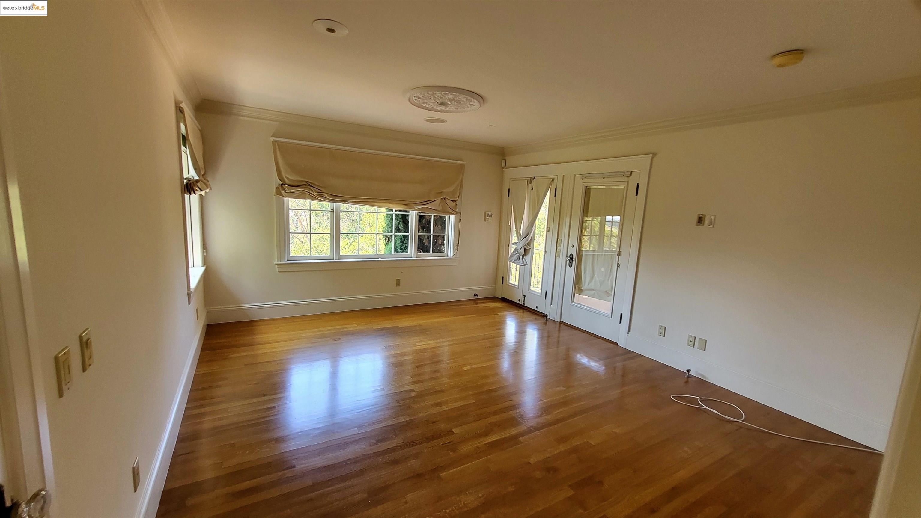 139 Woodland Way