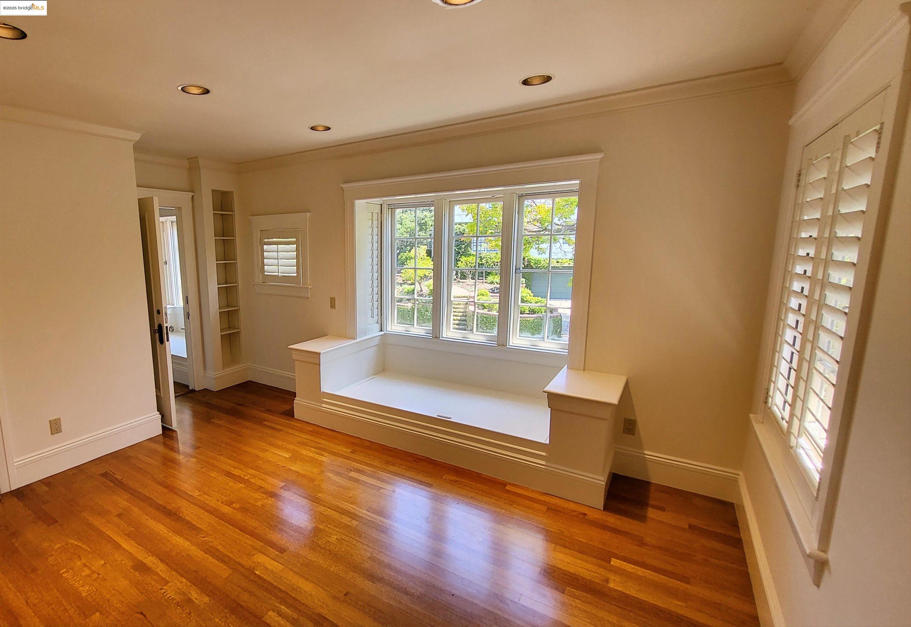 139 Woodland Way