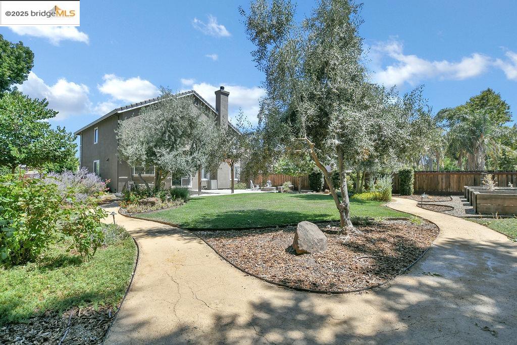 485 Gristmill Dr