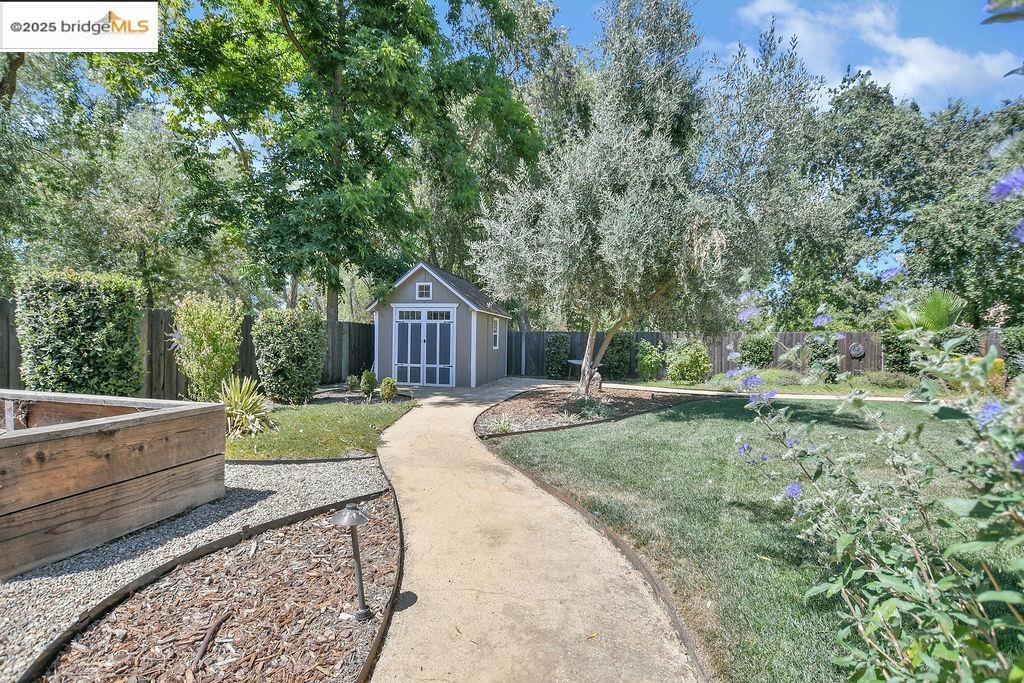 485 Gristmill Dr