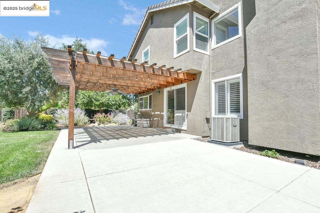 485 Gristmill Dr
