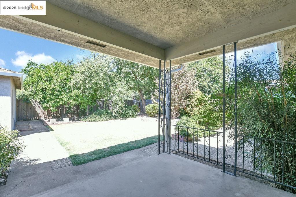 7426 Myrtle Vista Ave