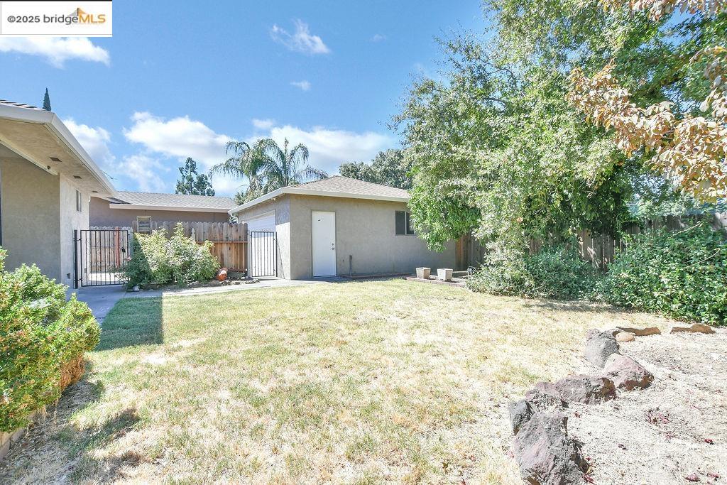 7426 Myrtle Vista Ave