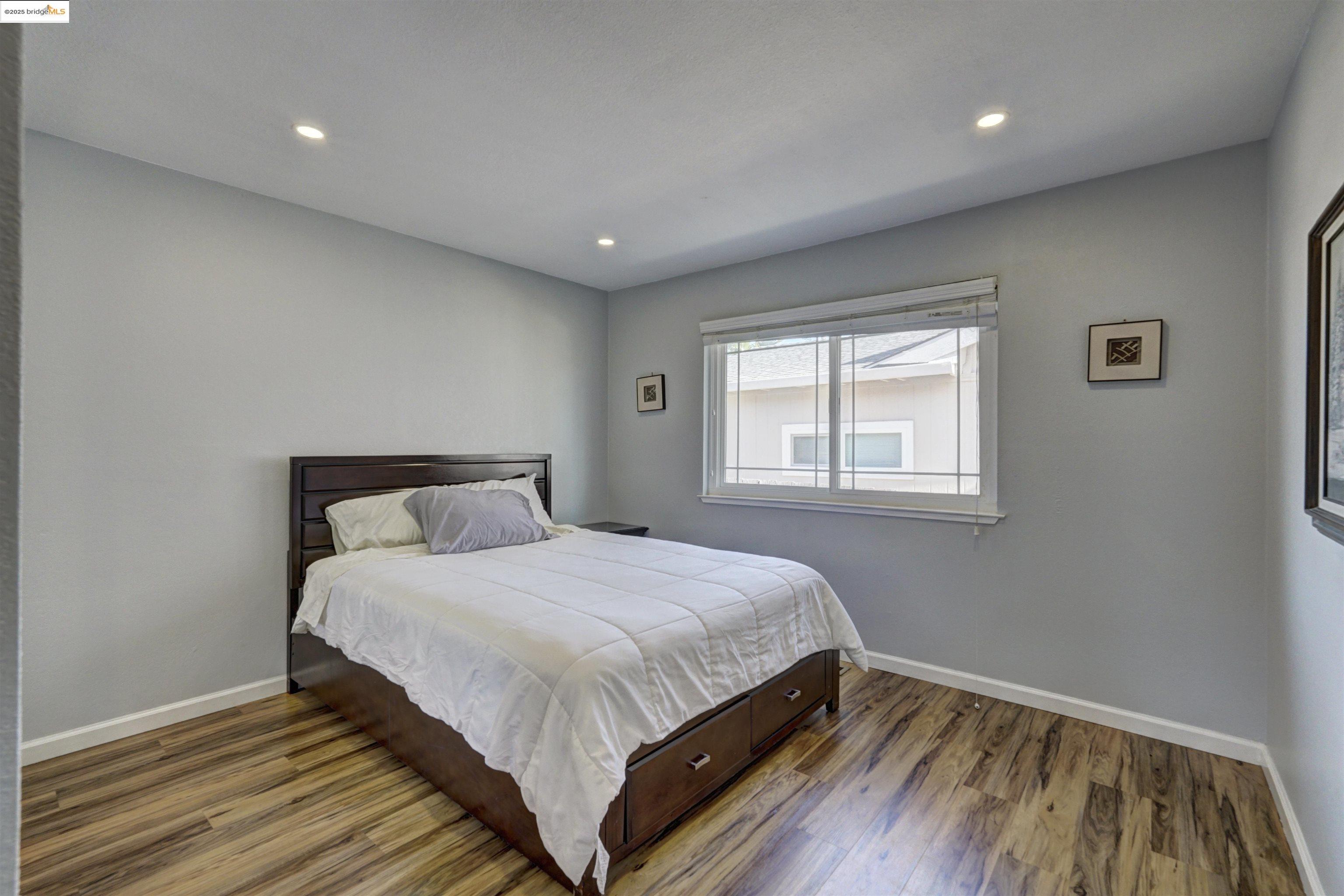 5106 Cabrillo Pt