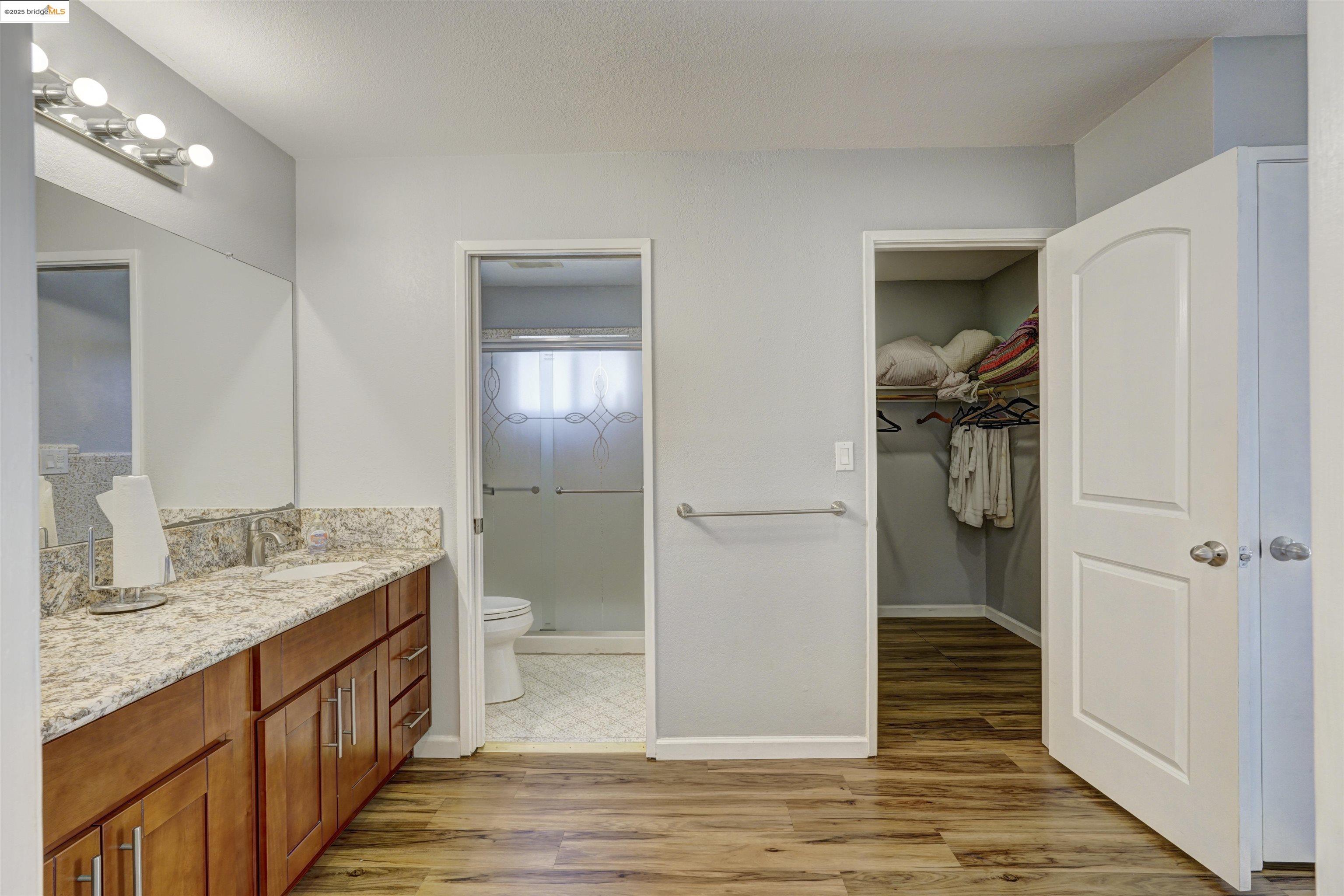 5106 Cabrillo Pt