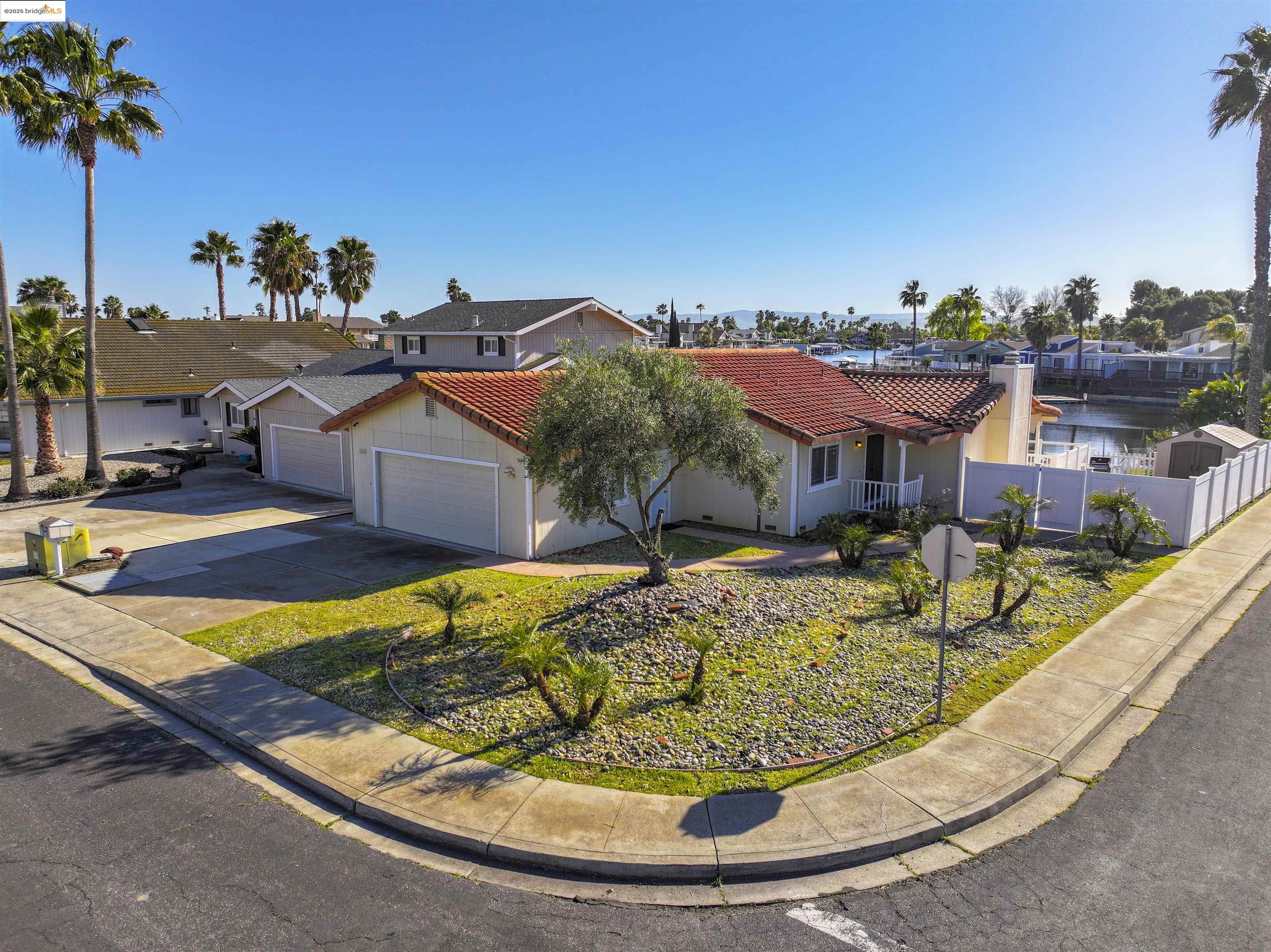 5106 Cabrillo Pt