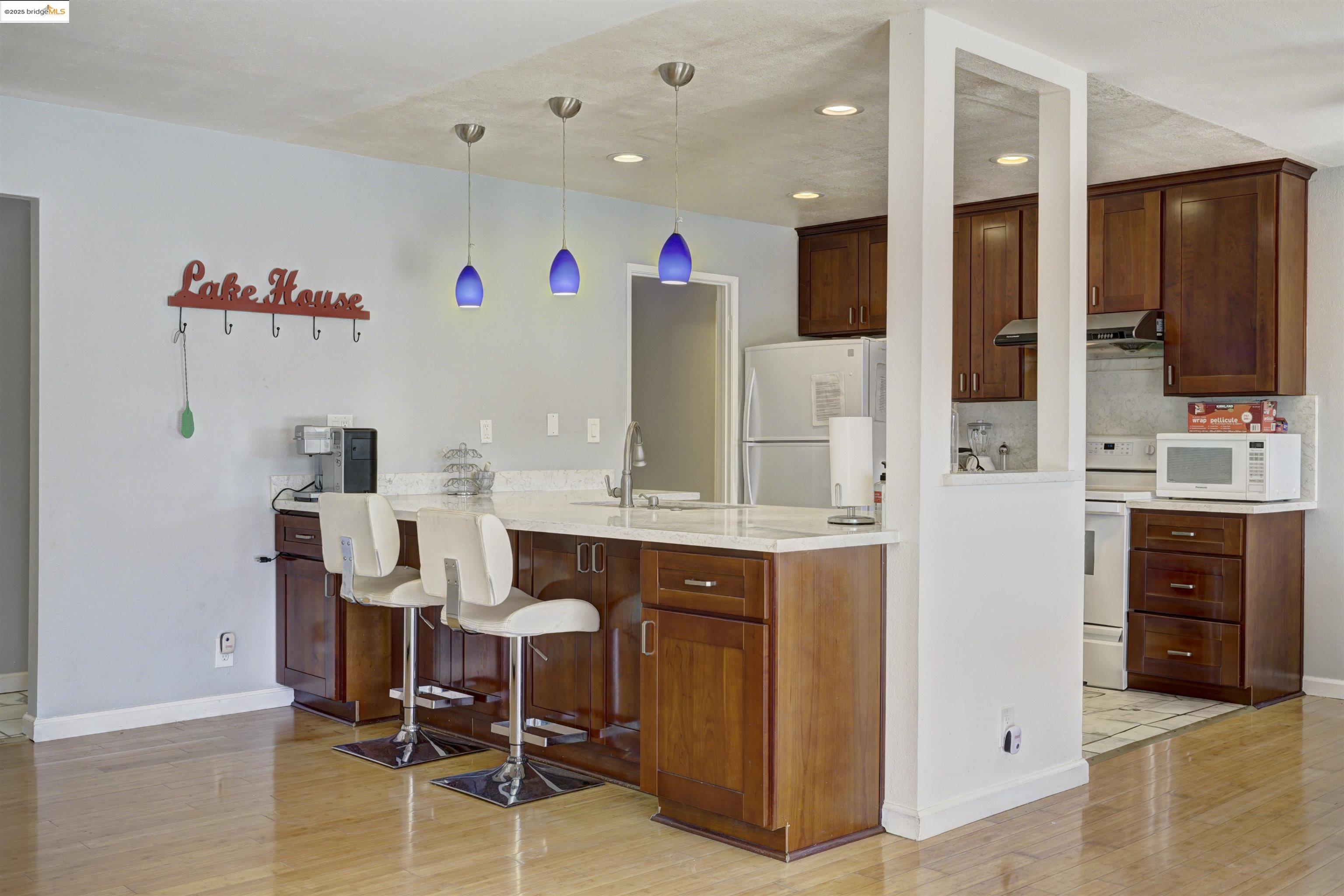 5106 Cabrillo Pt