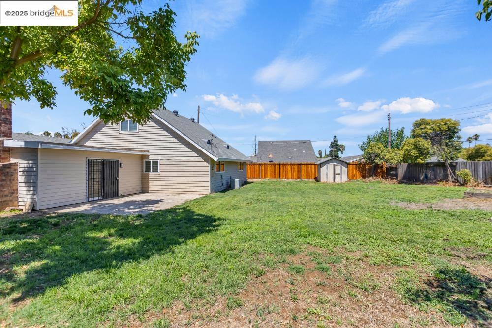 9024 Drury Ct