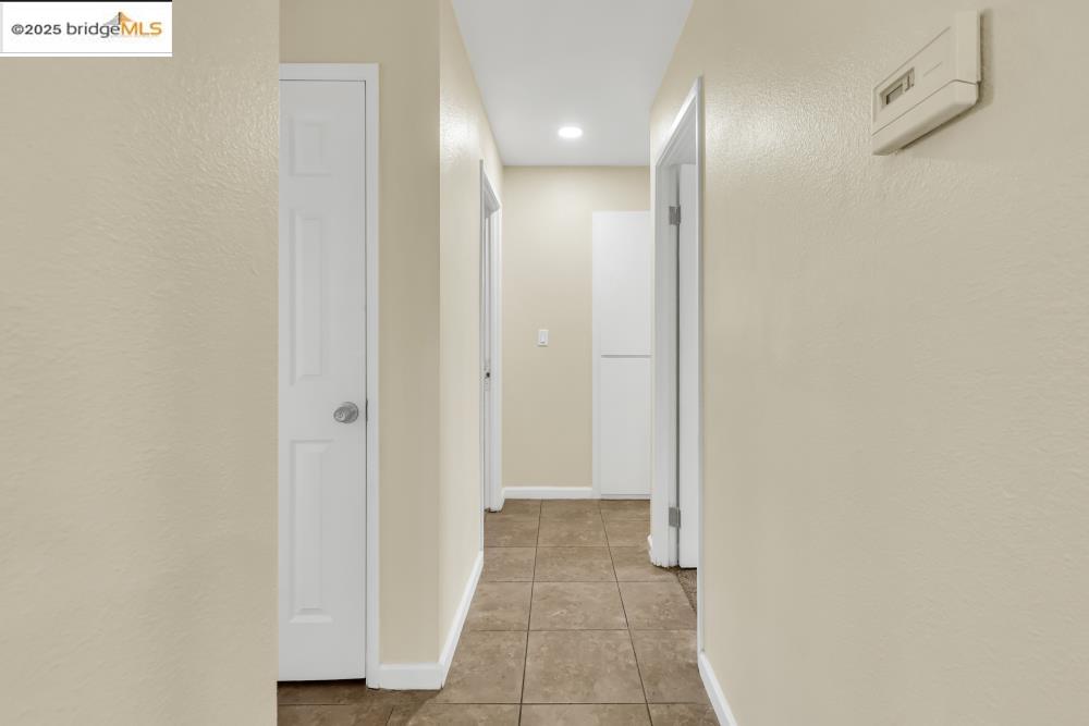 9024 Drury Ct