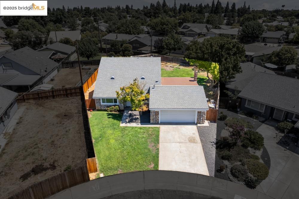 9024 Drury Ct