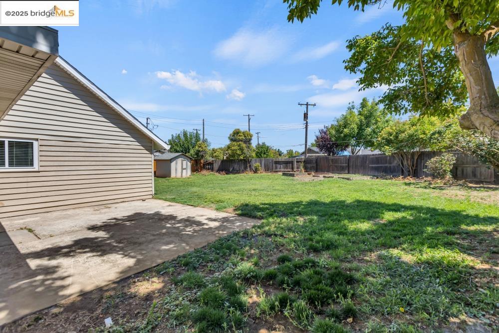 9024 Drury Ct