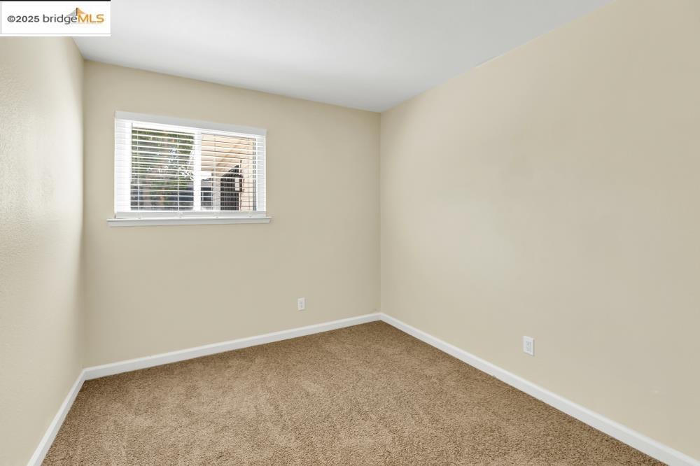 9024 Drury Ct