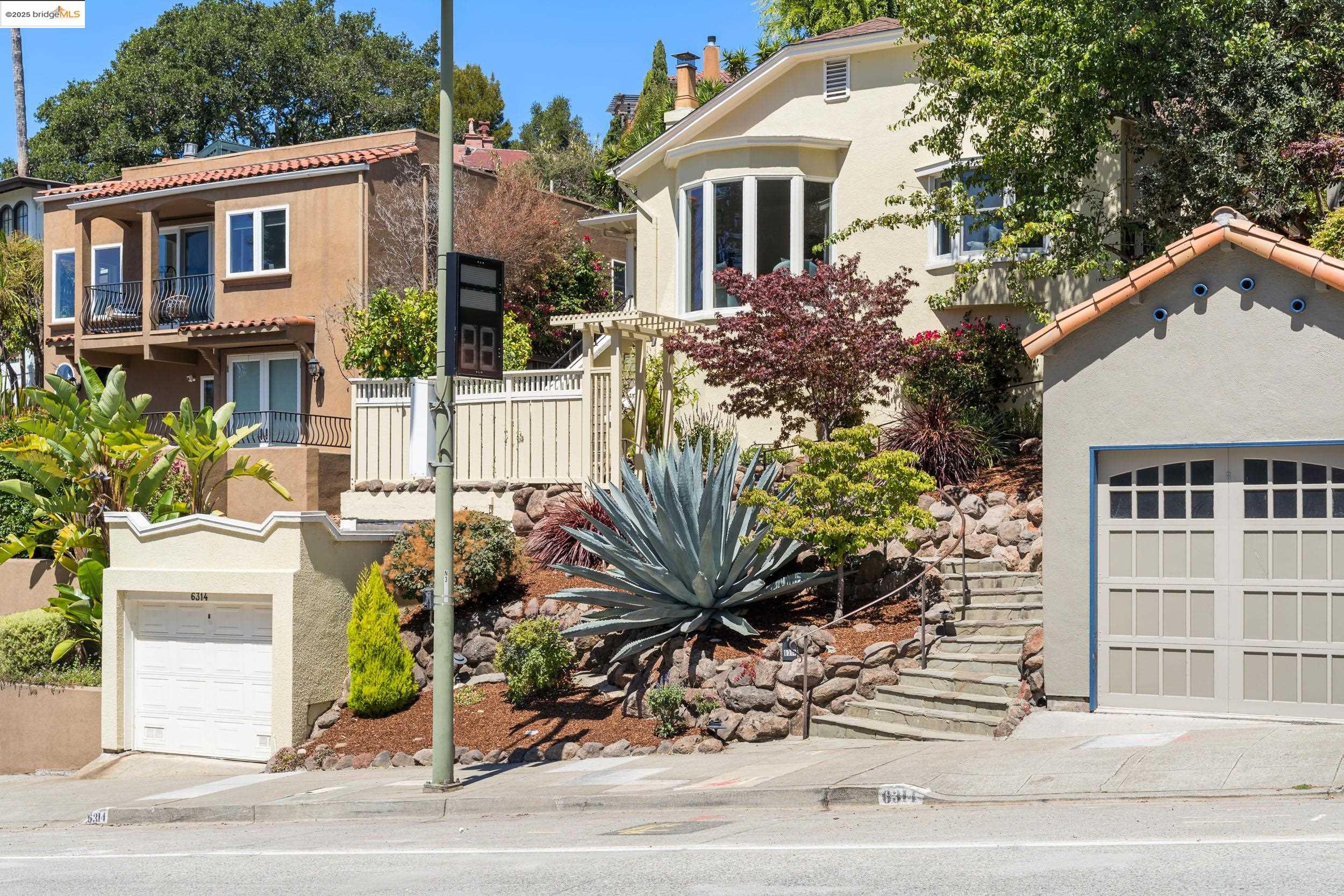 6314 Broadway Ter
