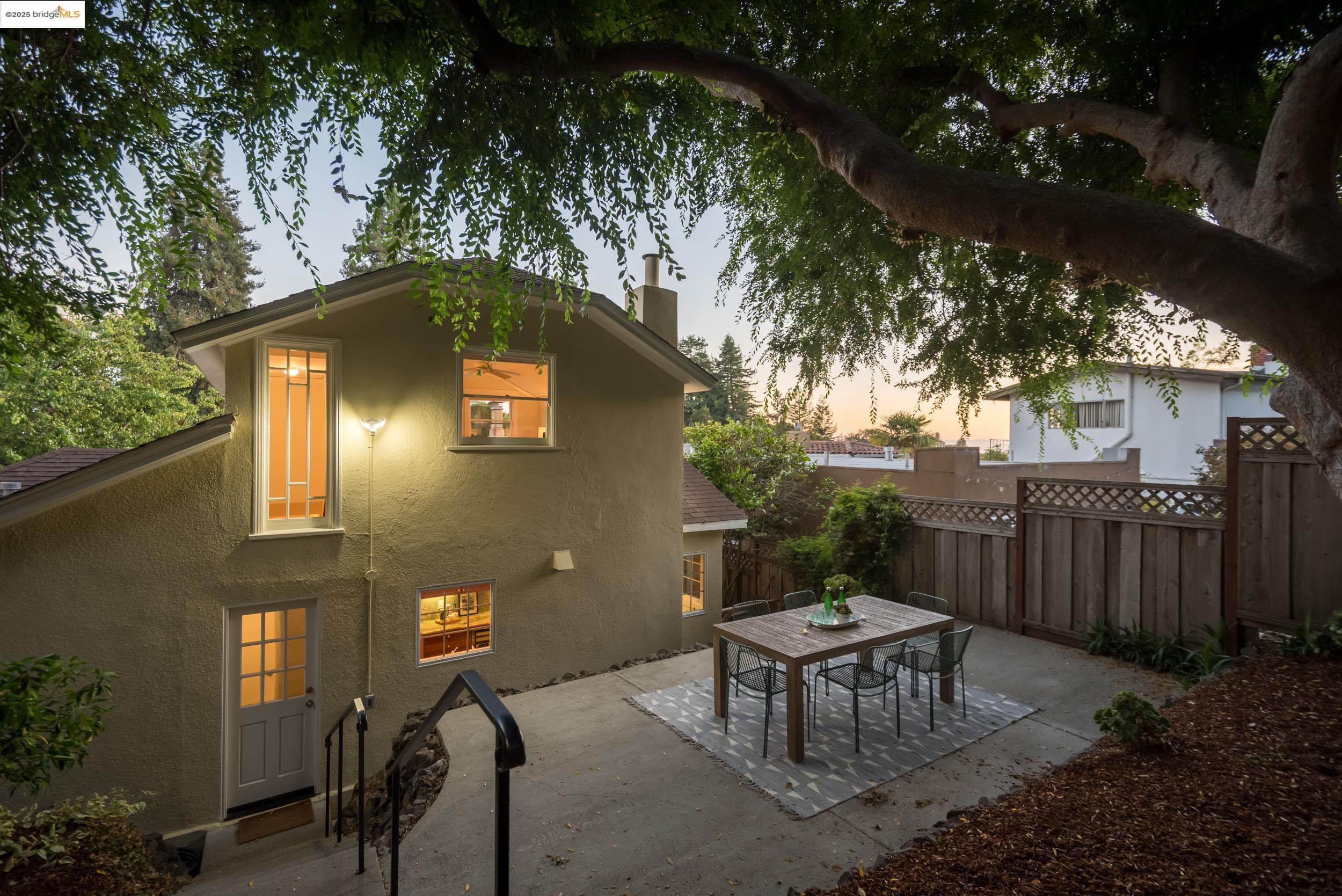 6314 Broadway Ter