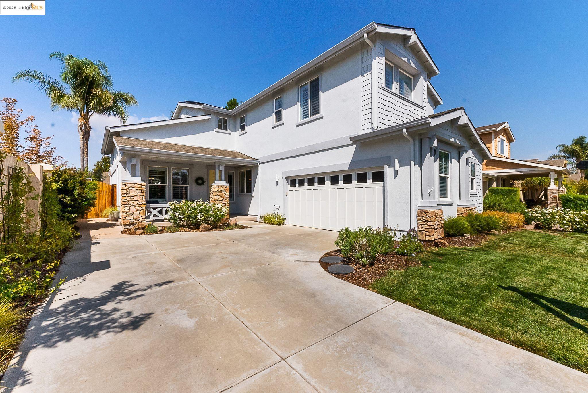 917 Sawyer Way
