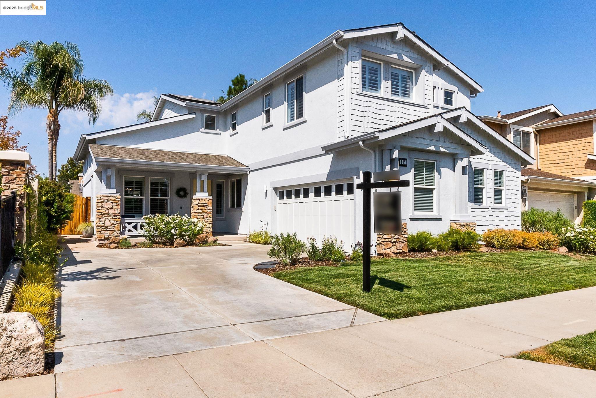 917 Sawyer Way