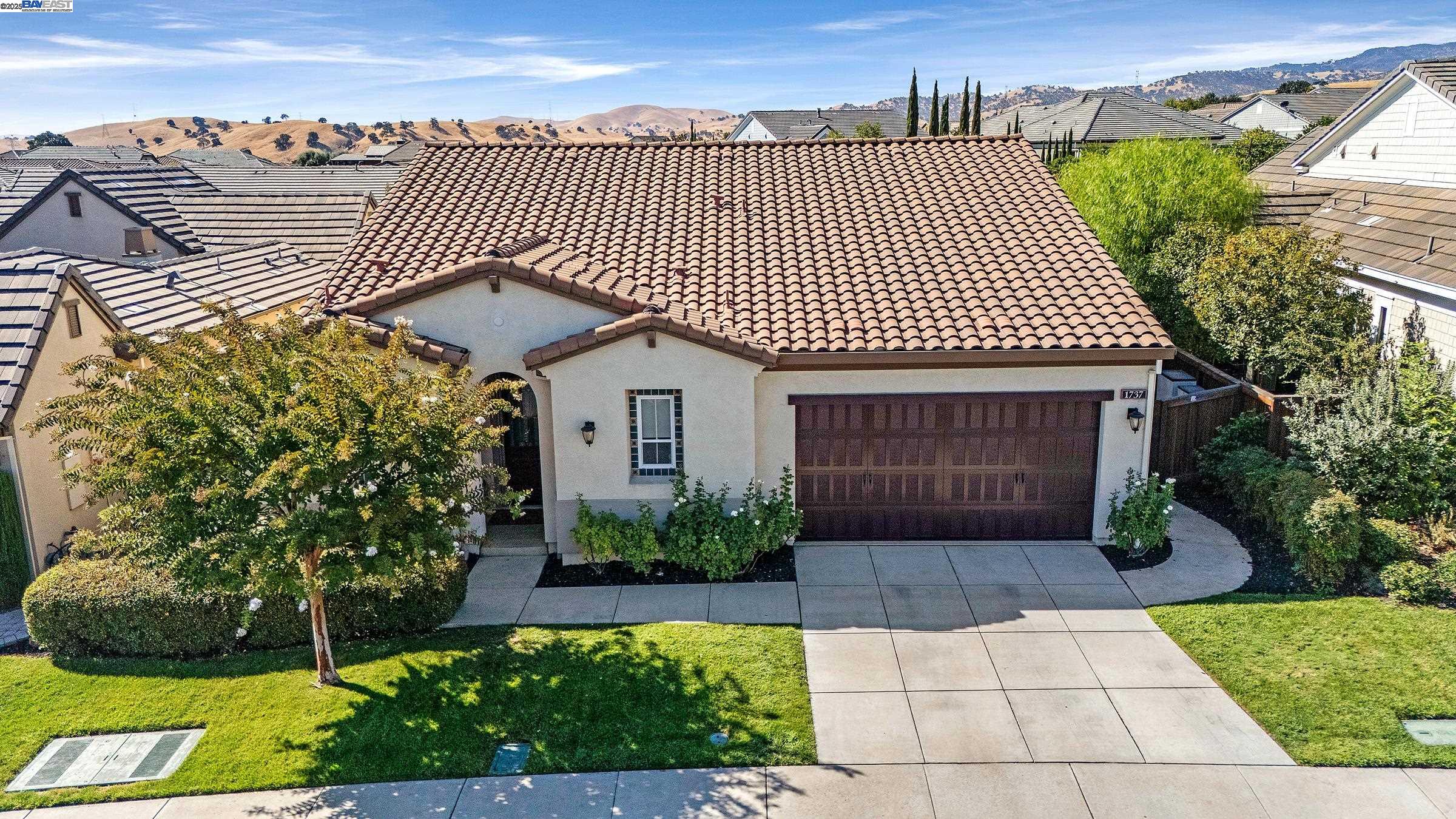 1737 Chardonnay Ln