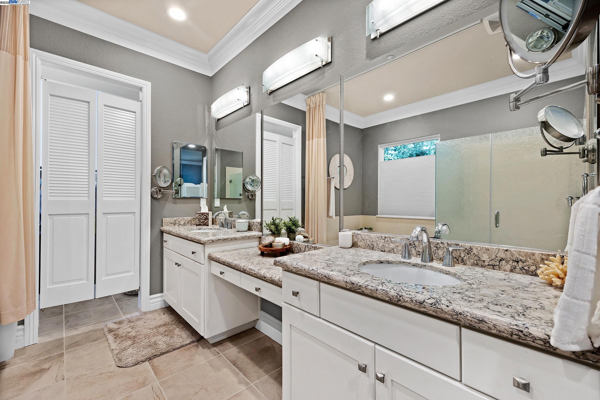 1737 Chardonnay Ln