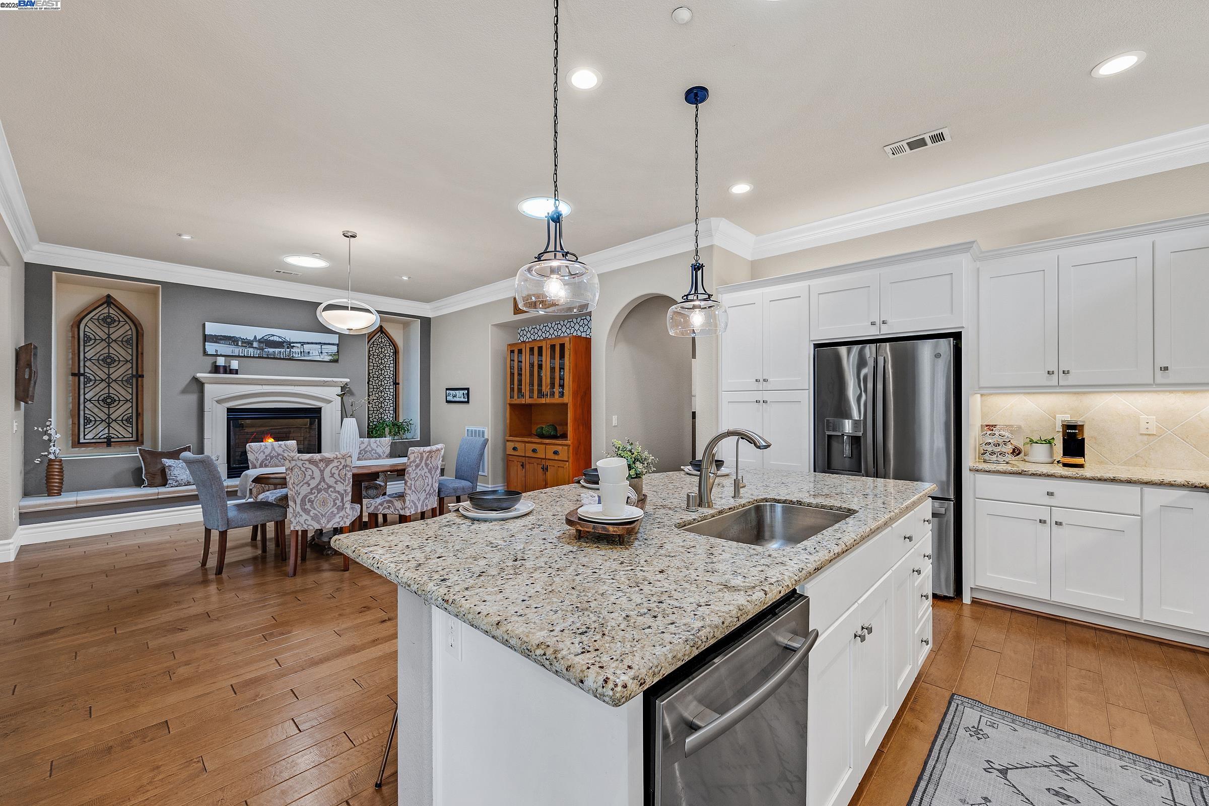 1737 Chardonnay Ln