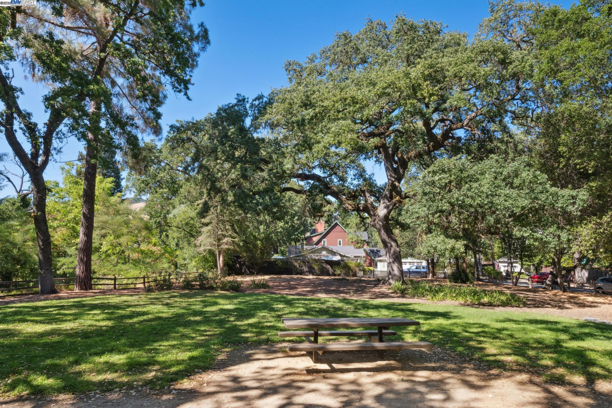 3434 LITTLE LANE