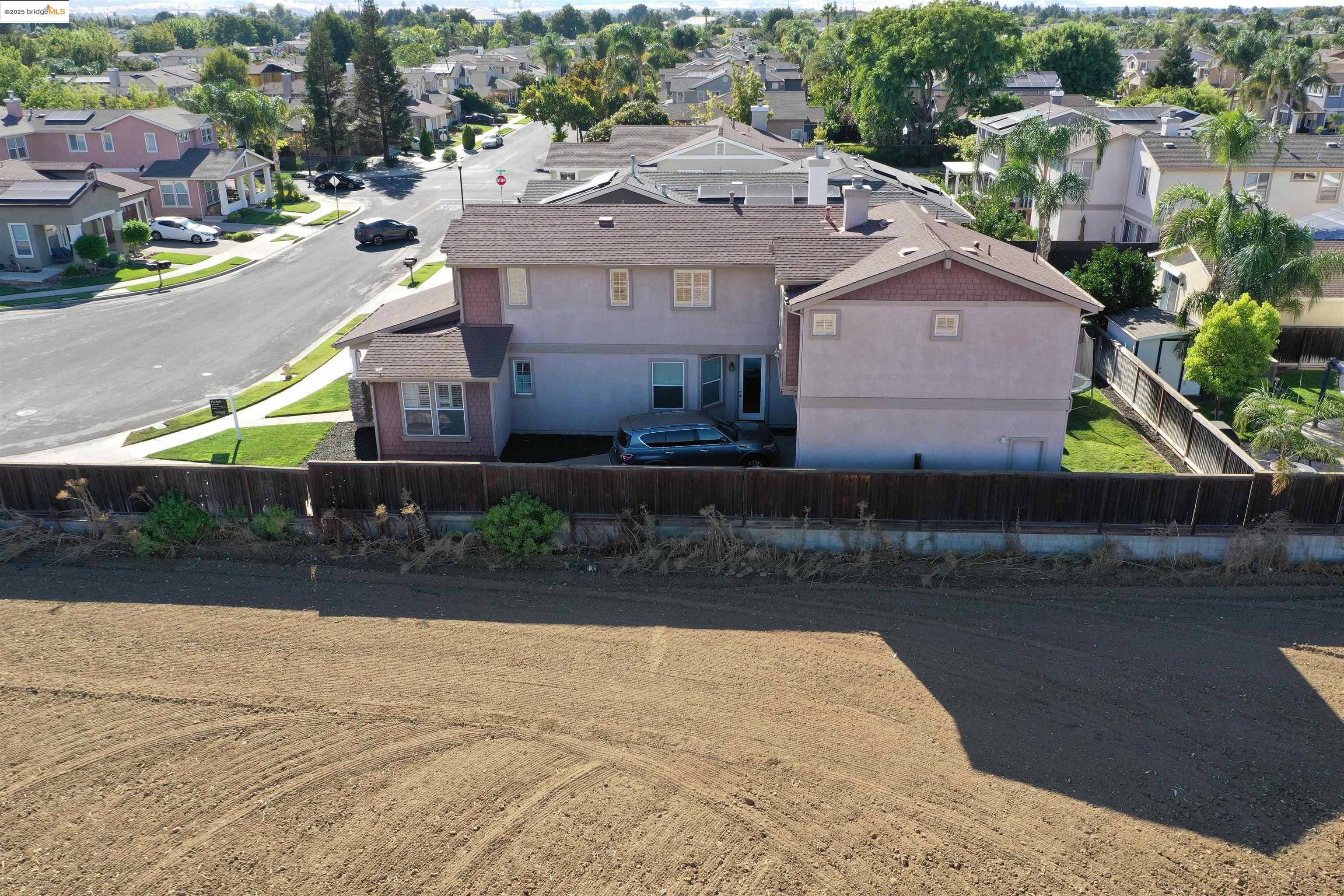 877 Boone Dr