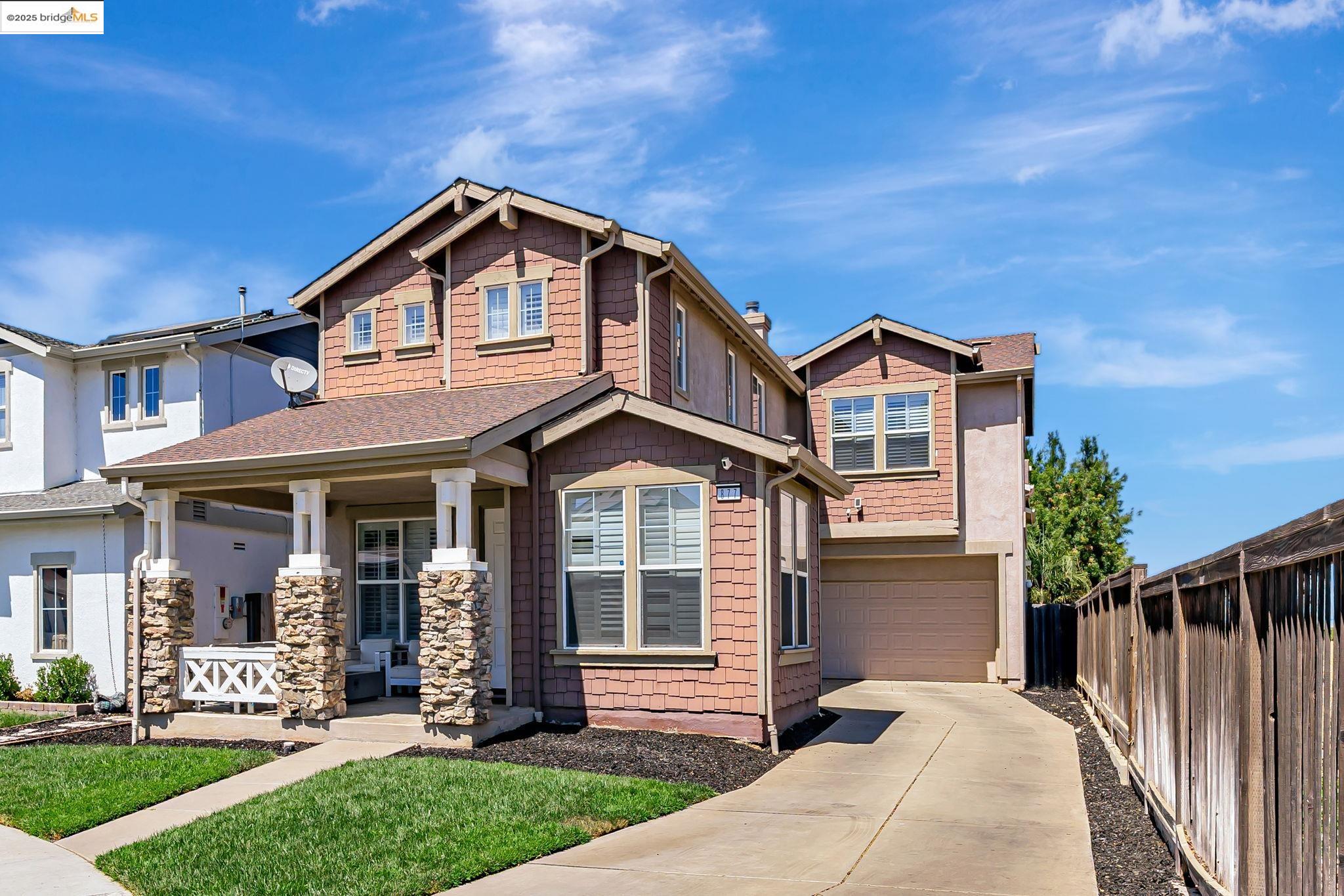 877 Boone Dr