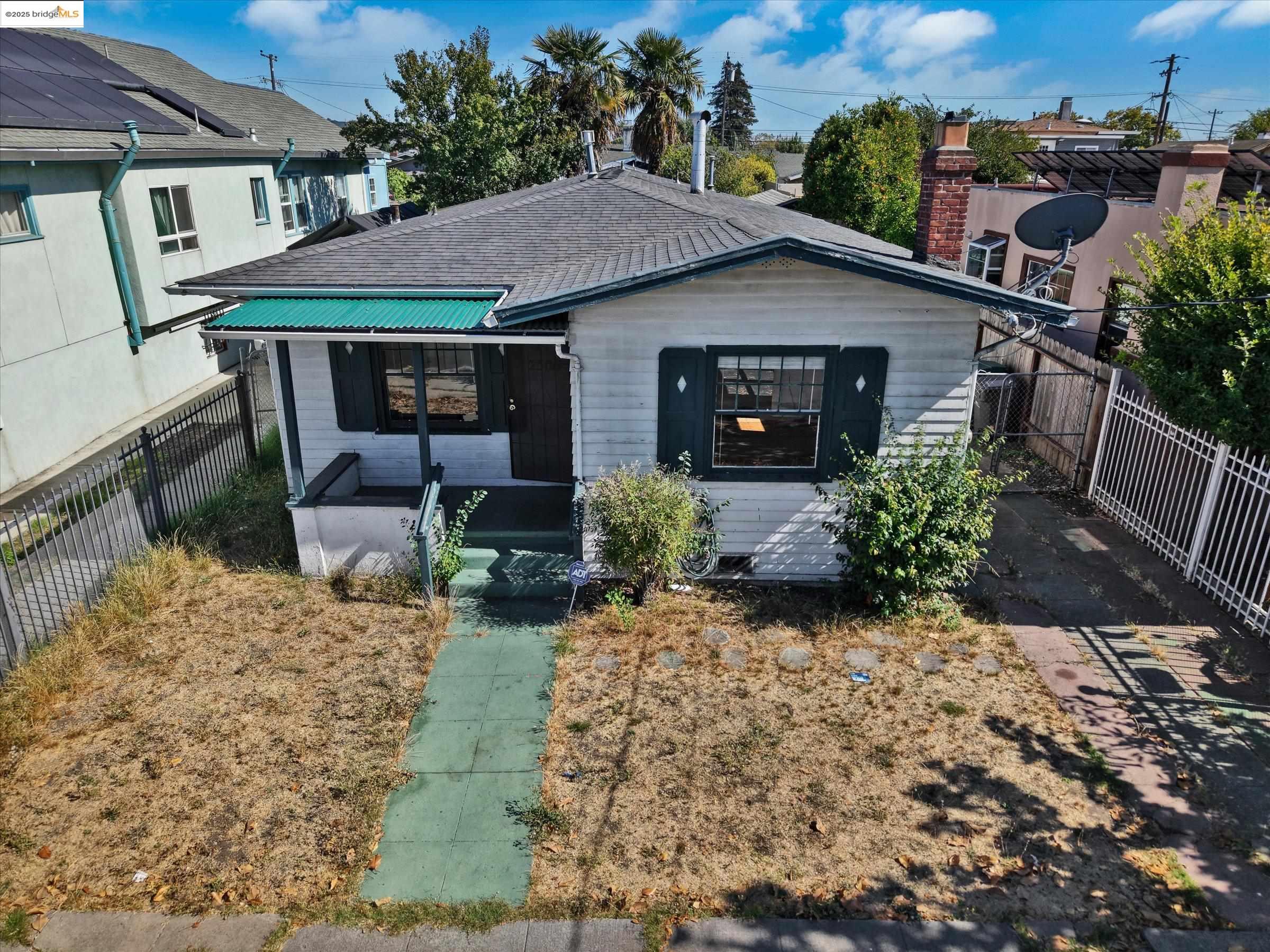 2506 61St Ave