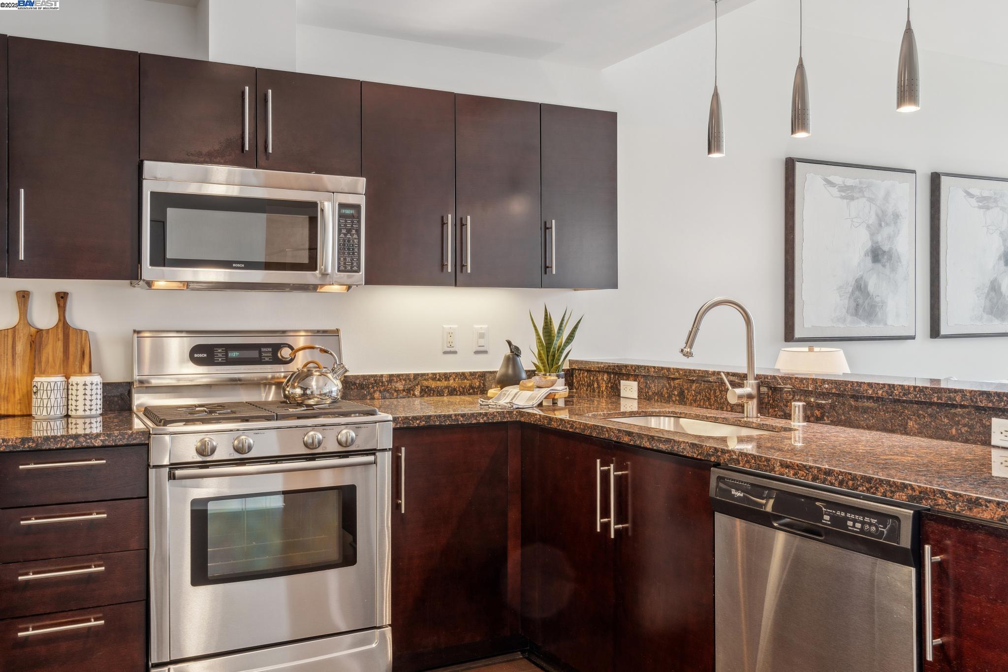 222 Broadway # 1002